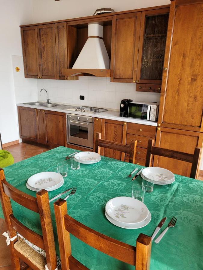 Casa Nicca Leilighet Oleggio Eksteriør bilde